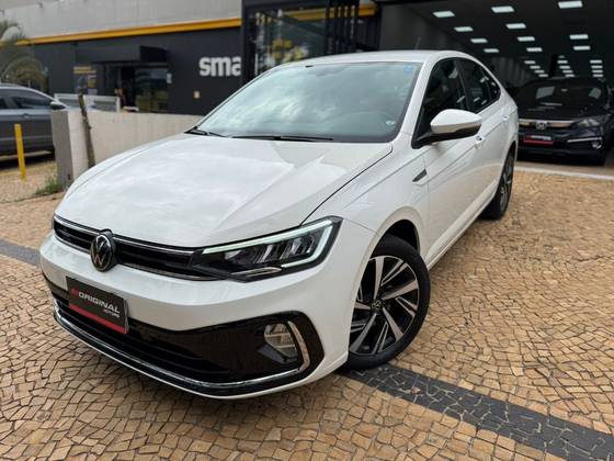 VOLKSWAGEN VIRTUS 1.0 200 TSI HIGHLINE AUTOMÁTICO